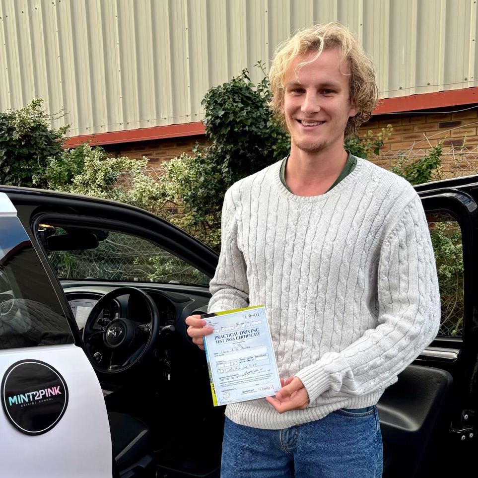 Clive - !st Time Pas